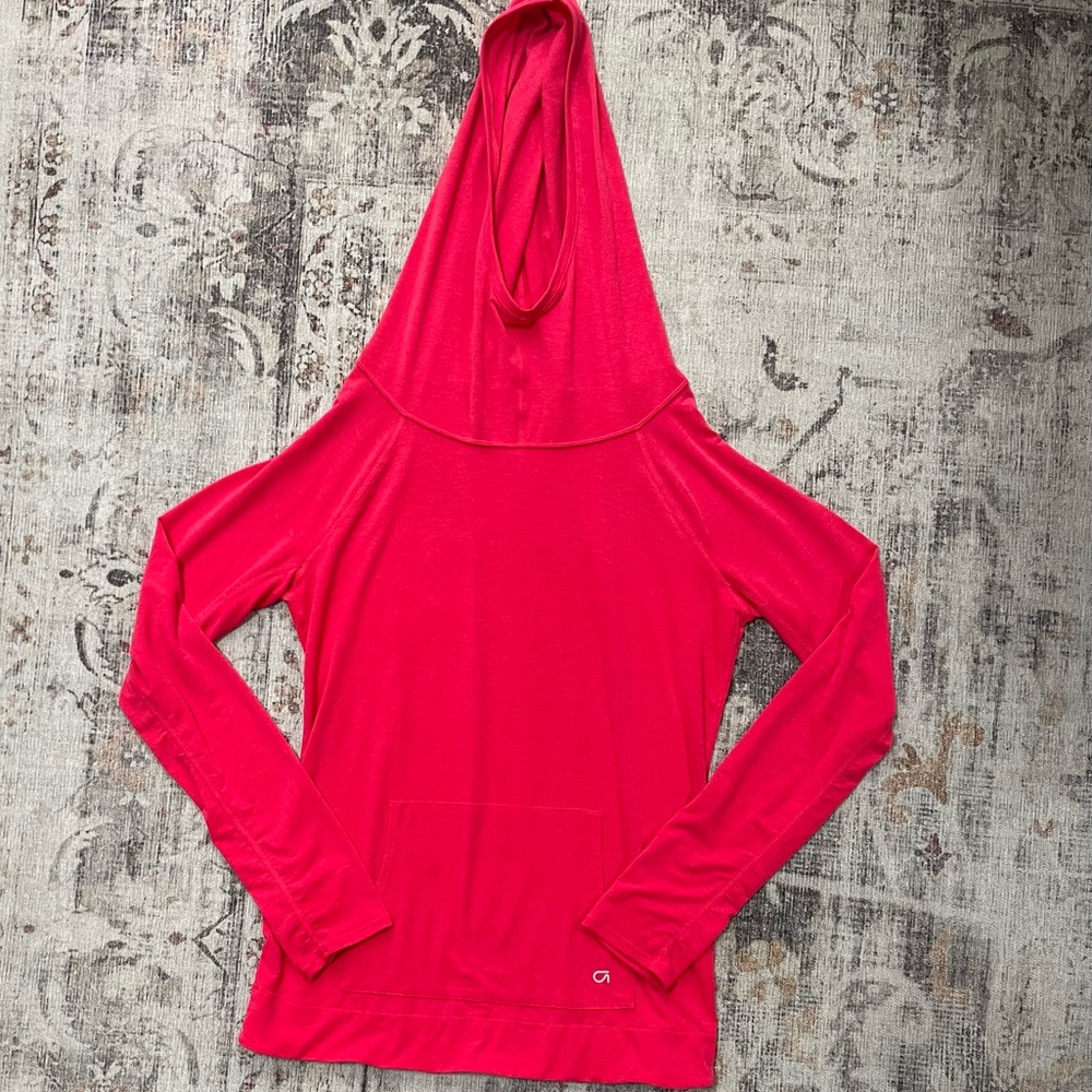 Gapfit long sleeve hoodie shirt